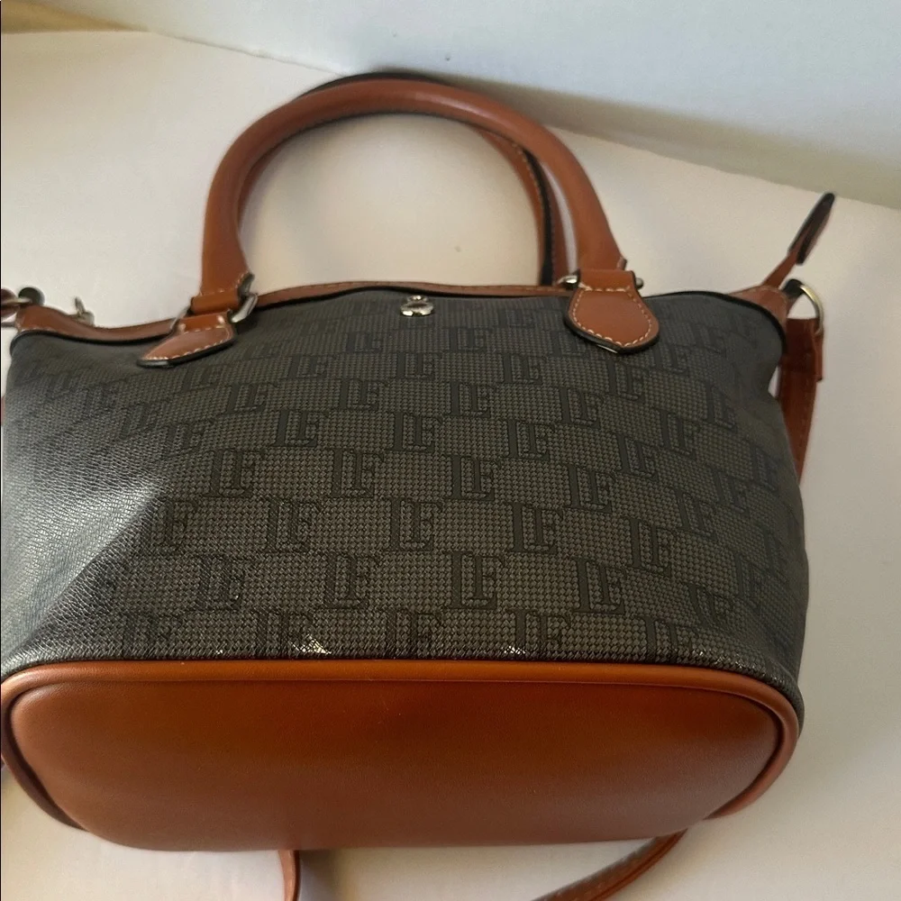 Chic London Fog Monogram Crossbody & Satchel Handbag